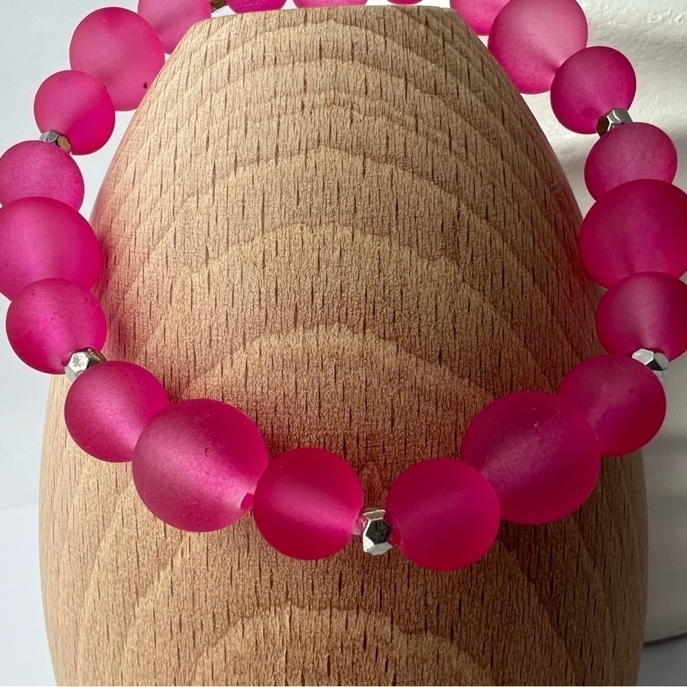 Stretch Beaded Bracelet Bright Pink 6.25” - Picture 6 of 12